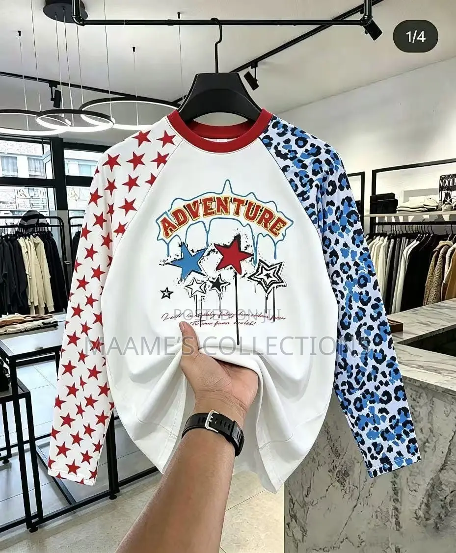Men’s and Women’s Stylish Long Sleeve Sweatshirt