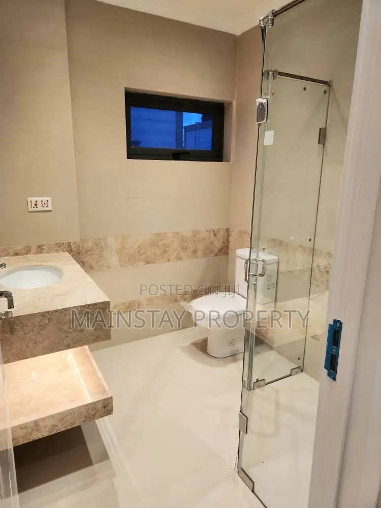 3bdrm Townhouse / Terrace in Mainstay Estates, Airport Residential Area