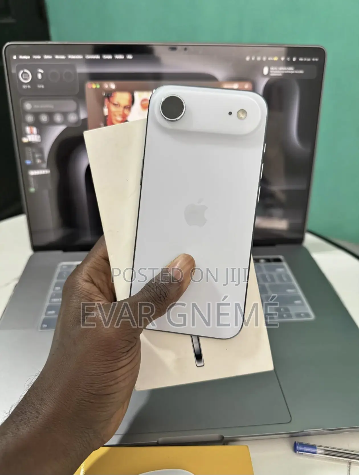 Apple iPhone Air 256 GB Gold