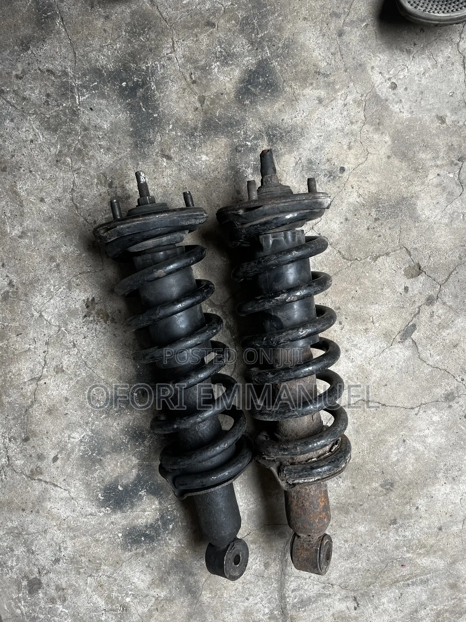Nissan Navara Front Shocks