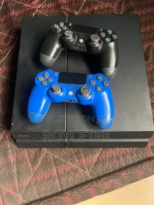 Play Station 4 Standard