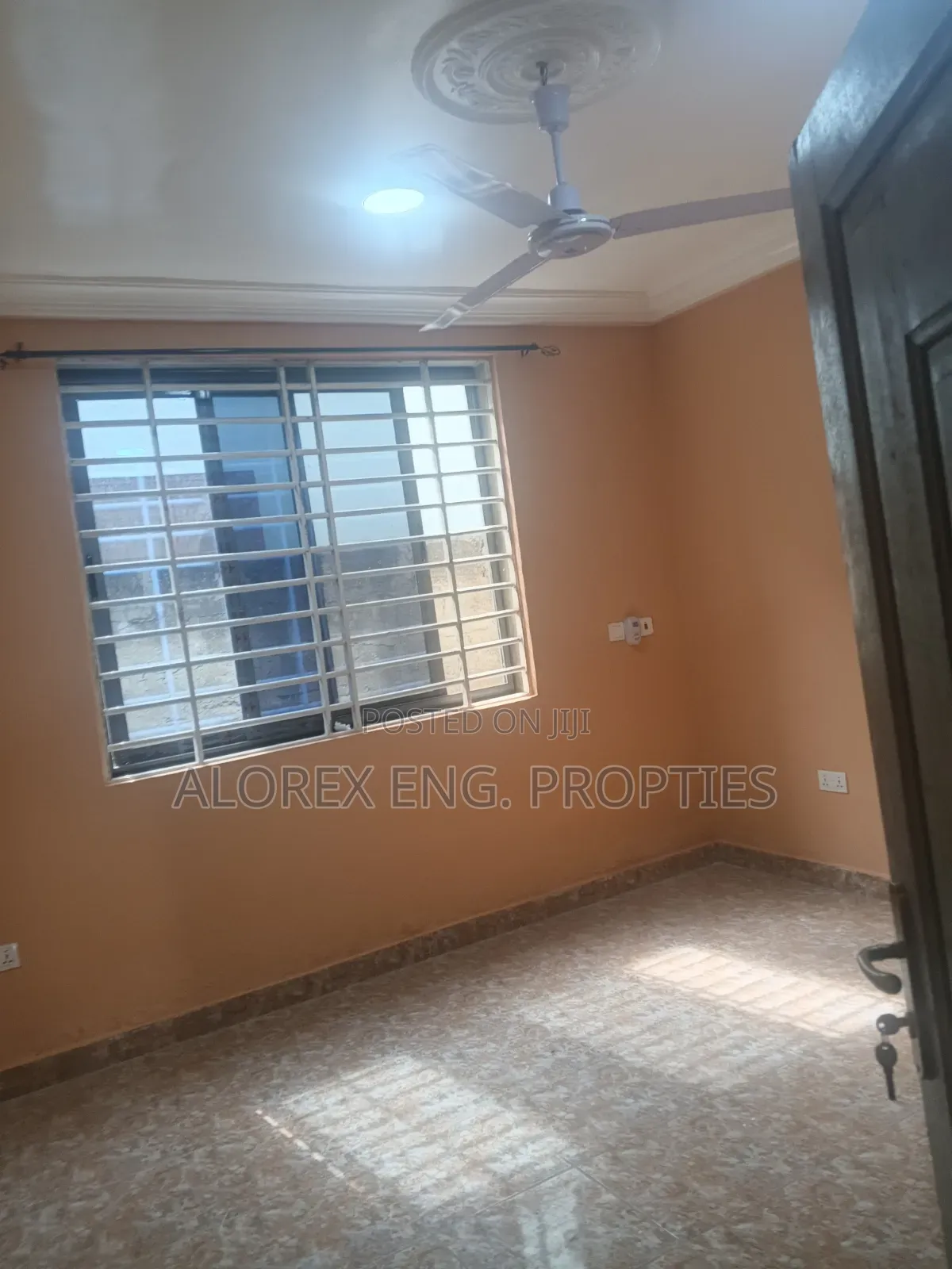 1bdrm Bedsitter in Oyarifa Tipper, Ghana Flag for rent