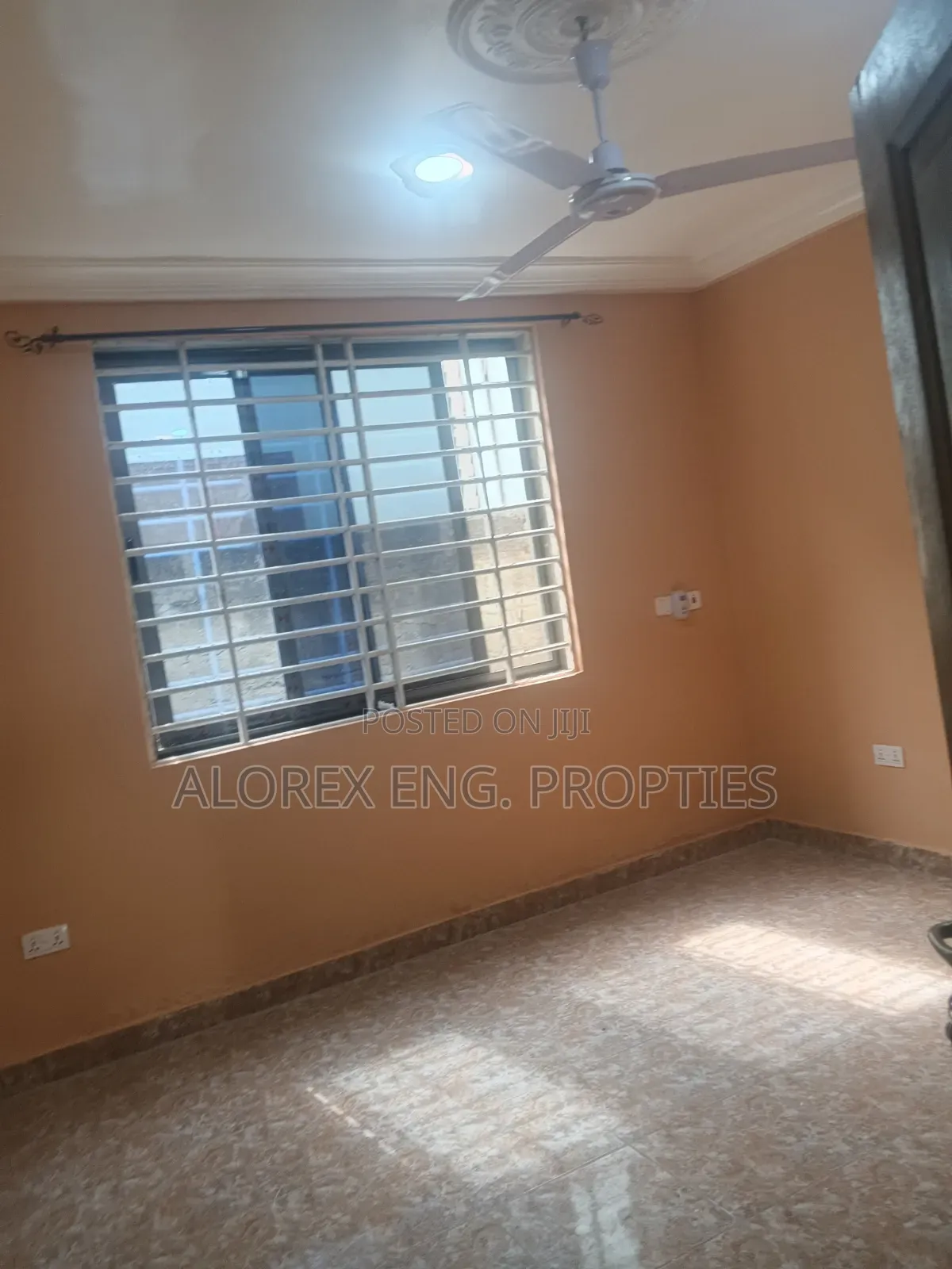 1bdrm Bedsitter in Oyarifa Tipper, Ghana Flag for rent