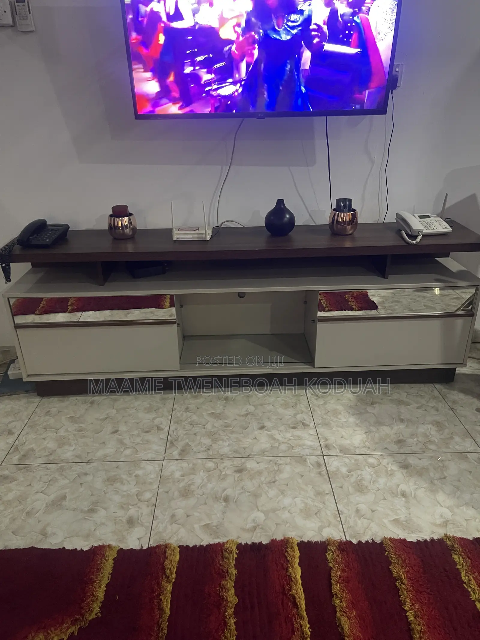 Modern Two-Tone TV Console Stand / Media Entertainment Cabinet