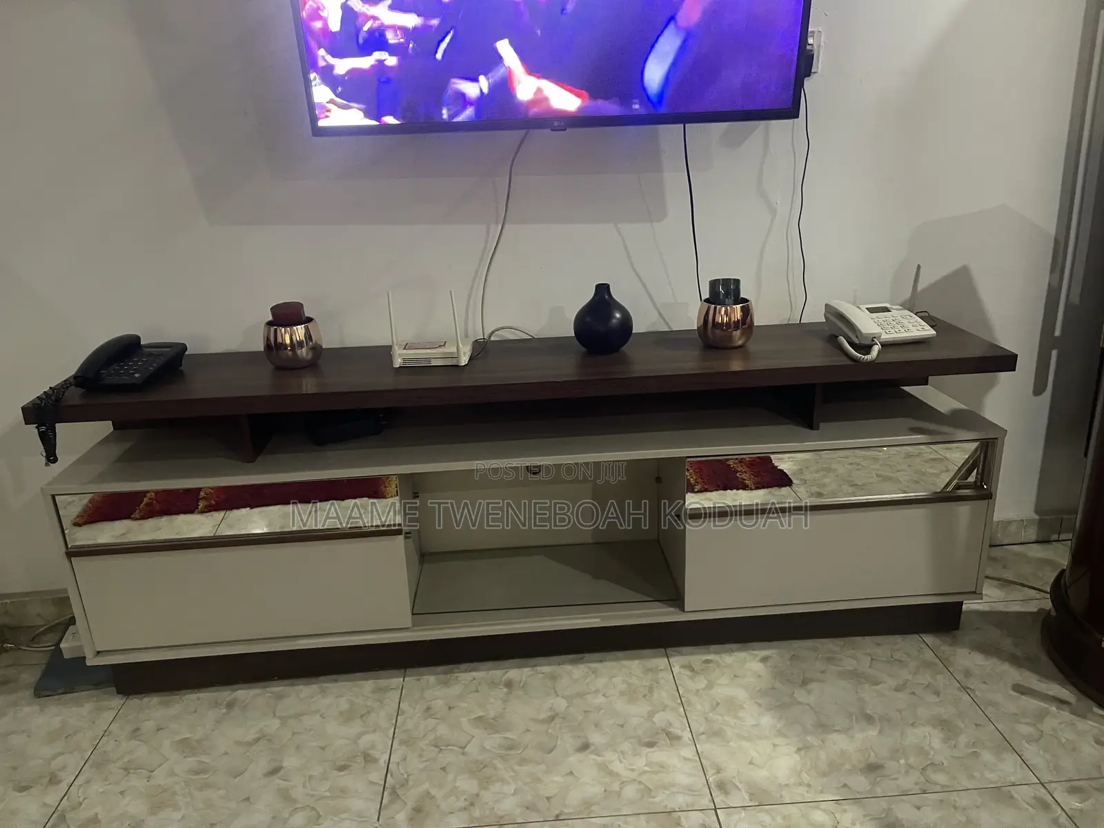 Modern Two-Tone TV Console Stand / Media Entertainment Cabinet