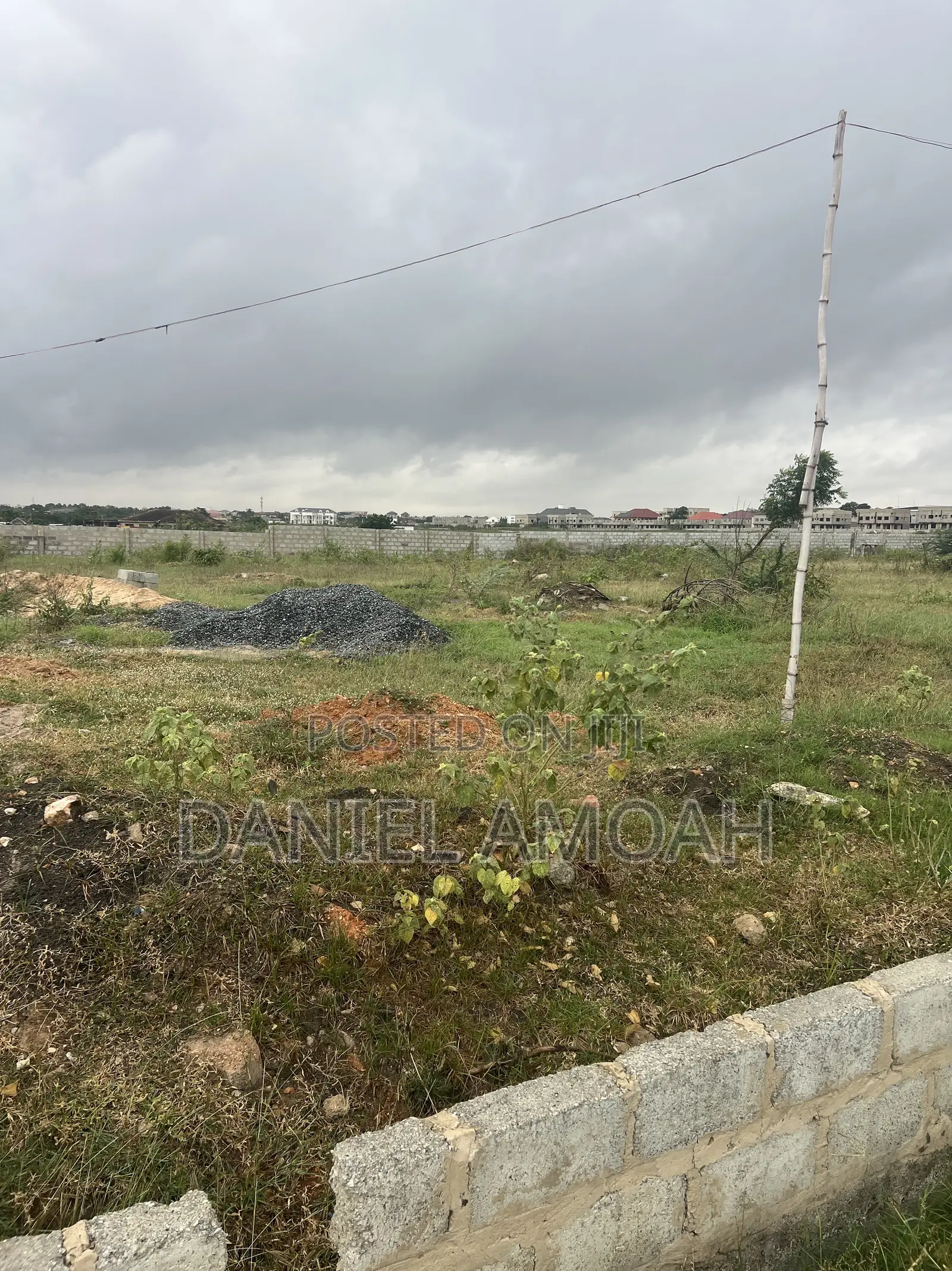 One Plot Land for Sale at Trasacco