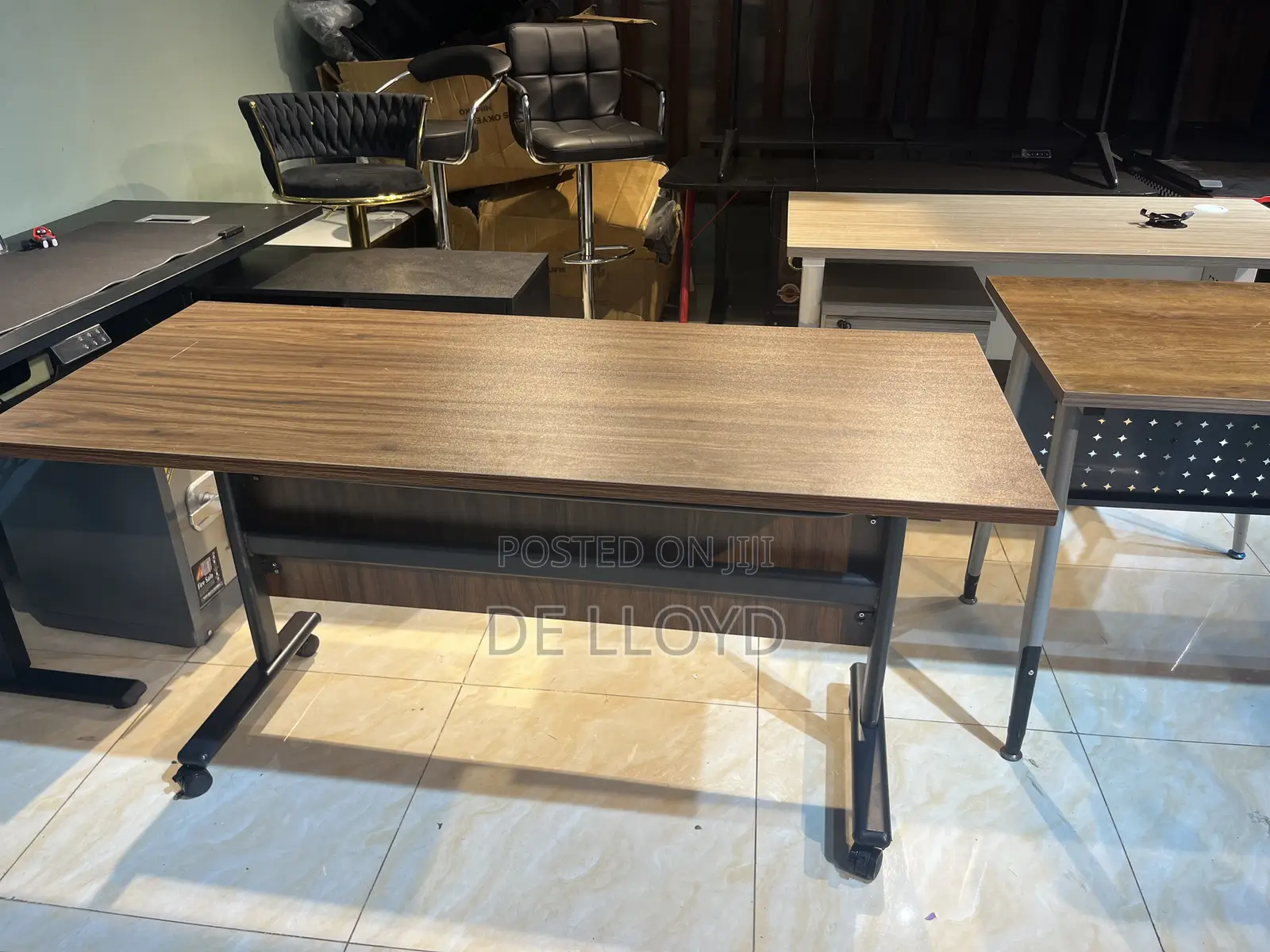 1.4 M Conference Table