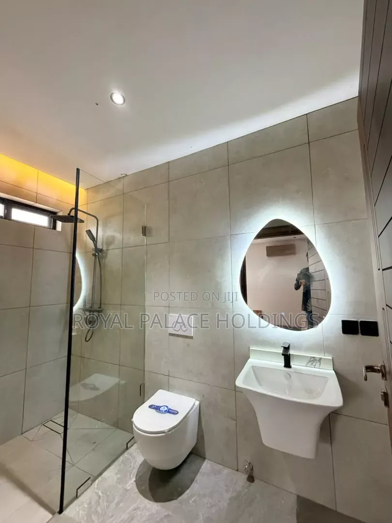 2bdrm House in East Legon Hills, School Junction for sale