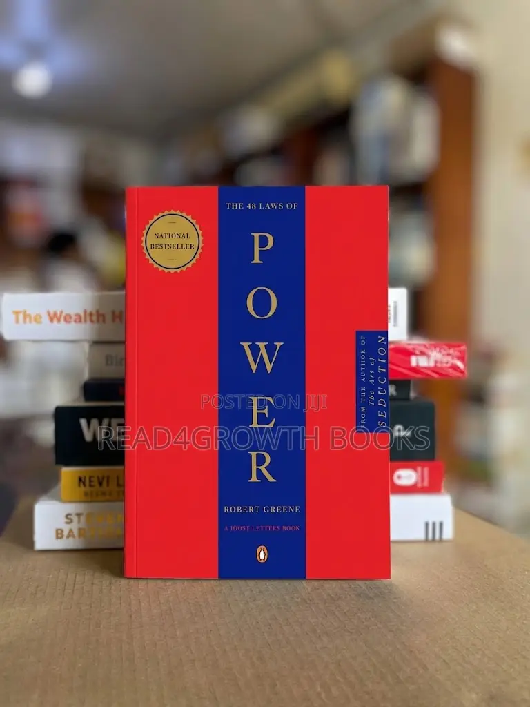 The 48 Laws of Power (Standard Large Format) by Robert Greene