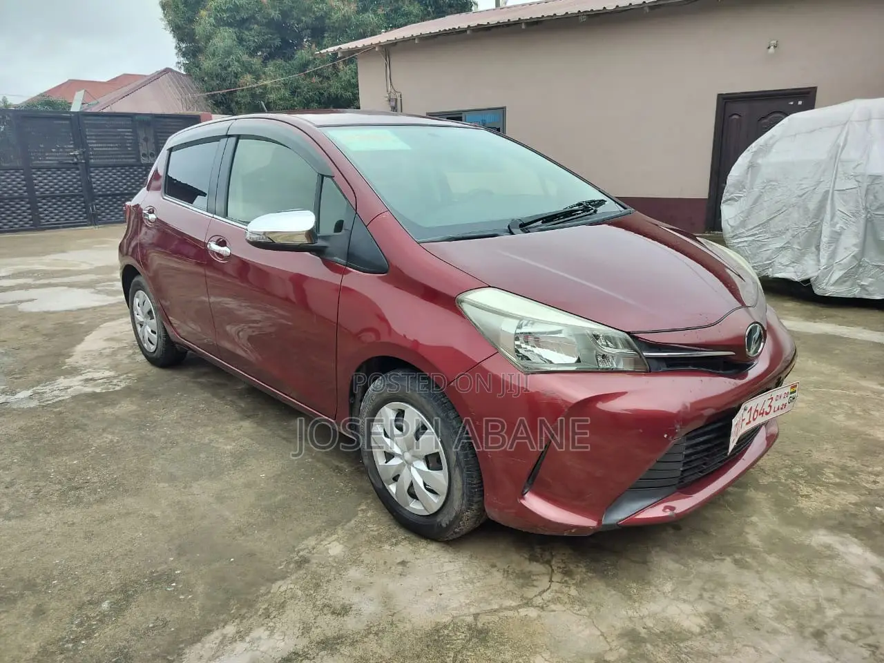 Toyota Vitz 2015 Brown