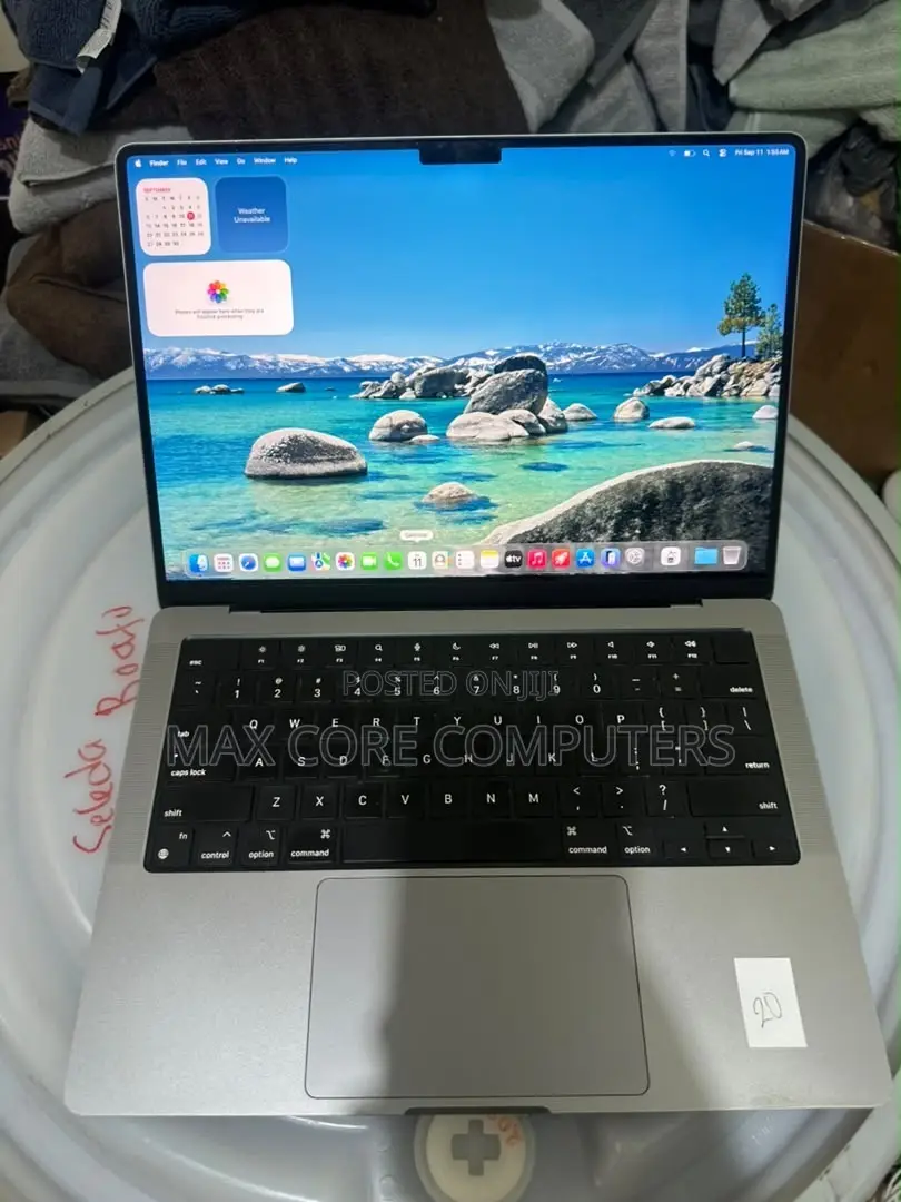 Laptop Apple MacBook Pro 2021 M1 32GB Apple M1 SSD 512GB