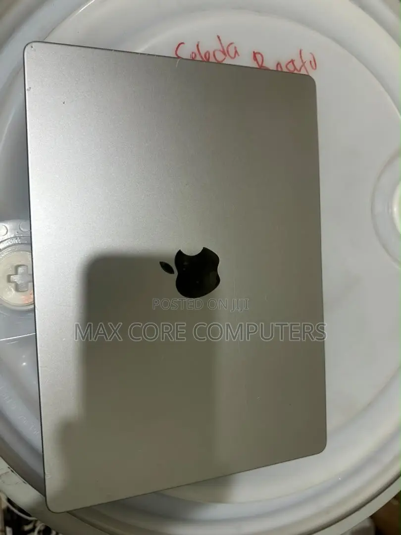 Laptop Apple MacBook Pro 2021 M1 32GB Apple M1 SSD 512GB