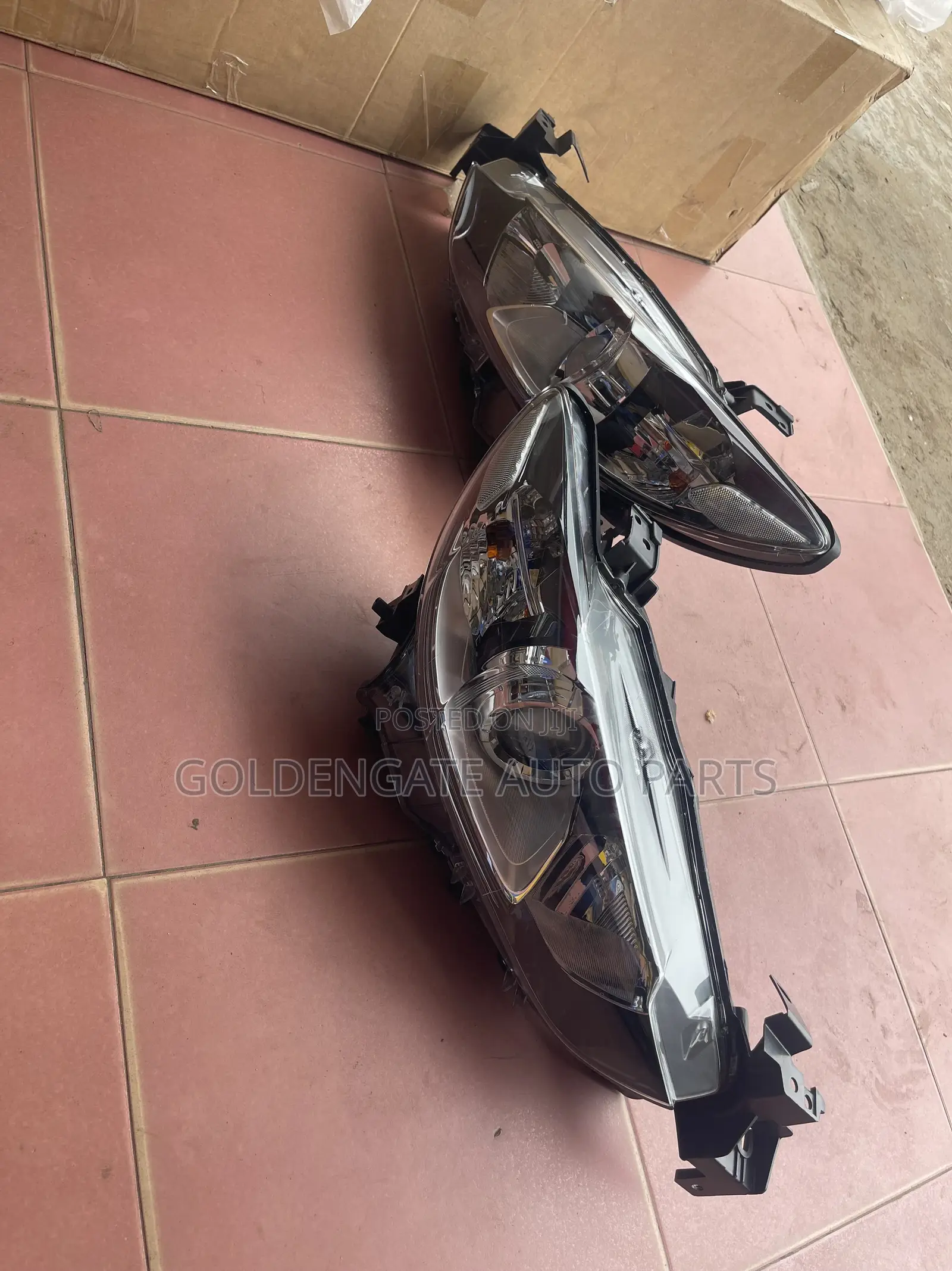 Mazda6 2014 to 2016 Headlight.