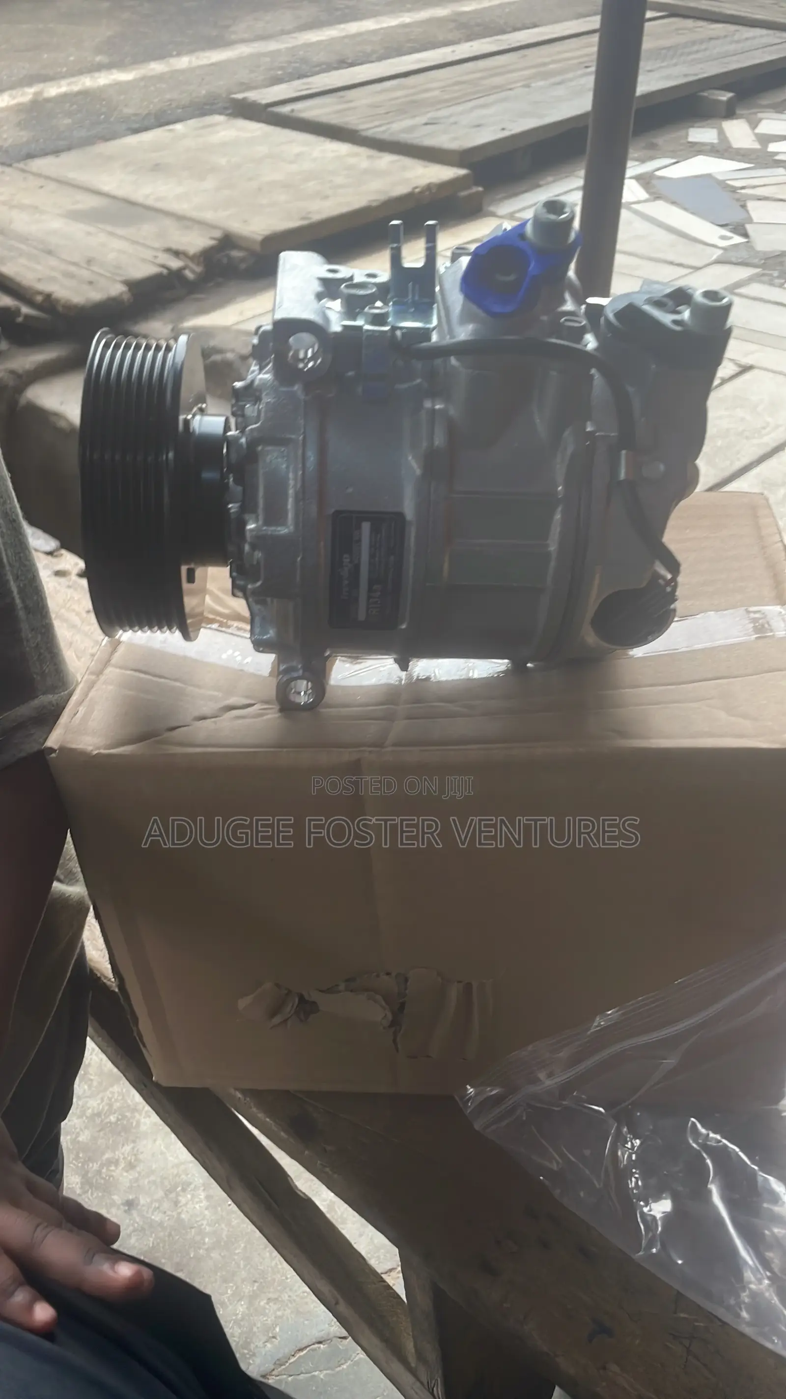 VOLKSWAGEN TOUAREG Airconditioning Compressor