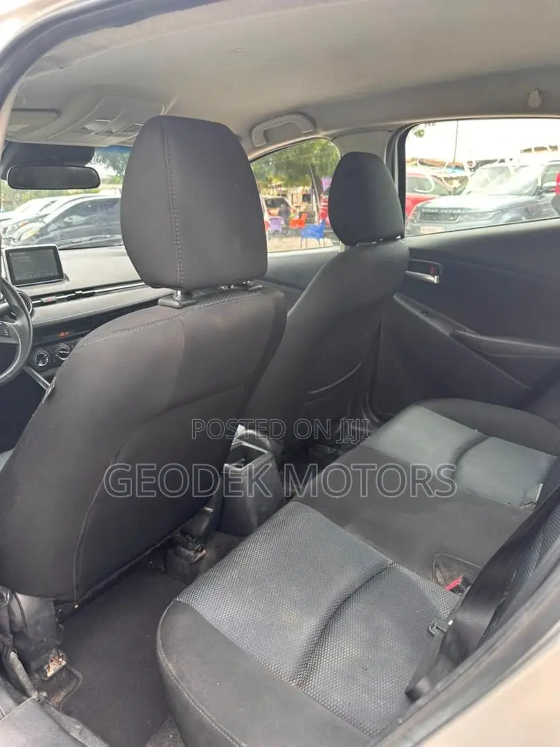 Toyota Yaris iA 1.5 FWD 2017 Gray