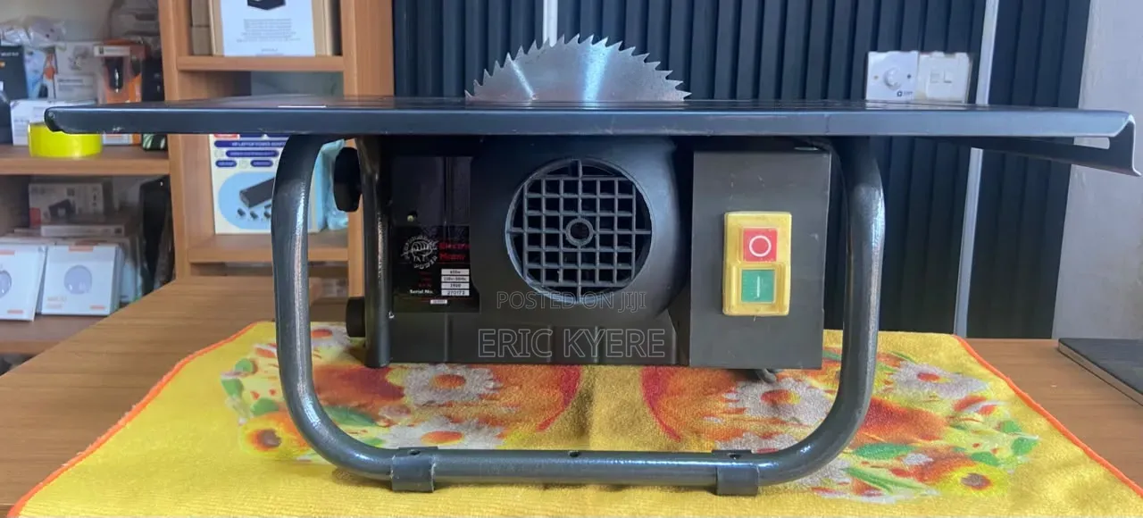 Table Saw - 200mm Bench-Type