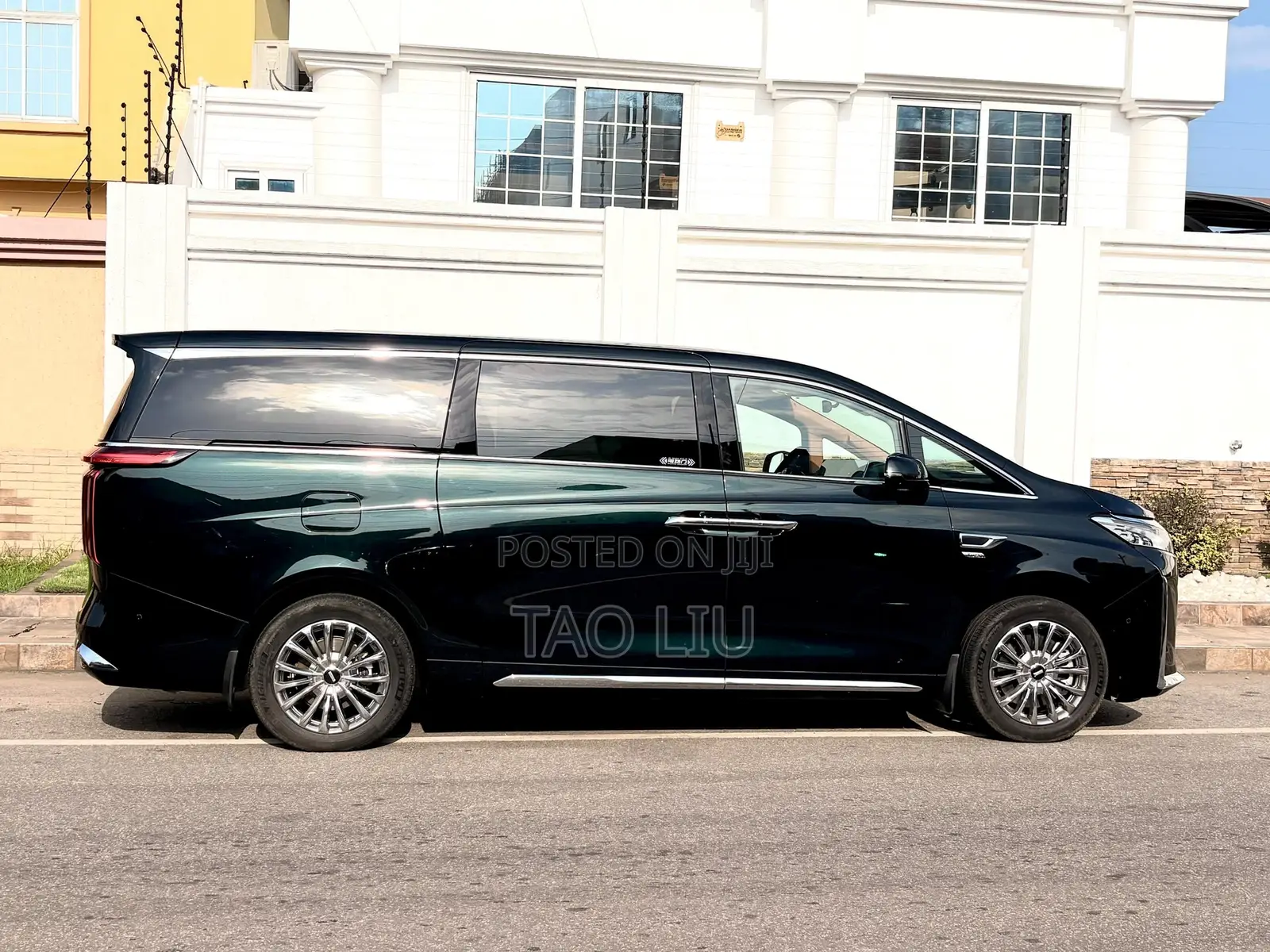 Car 2024 Black