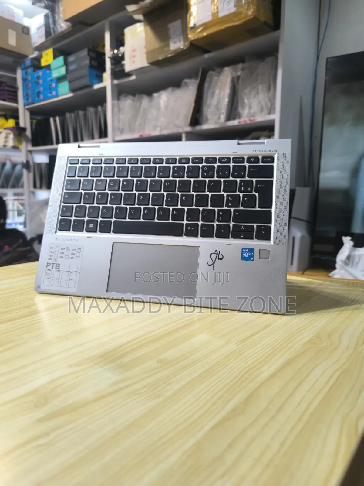 Laptop HP EliteBook 830 G8 8GB Intel Core i5 SSD 256GB