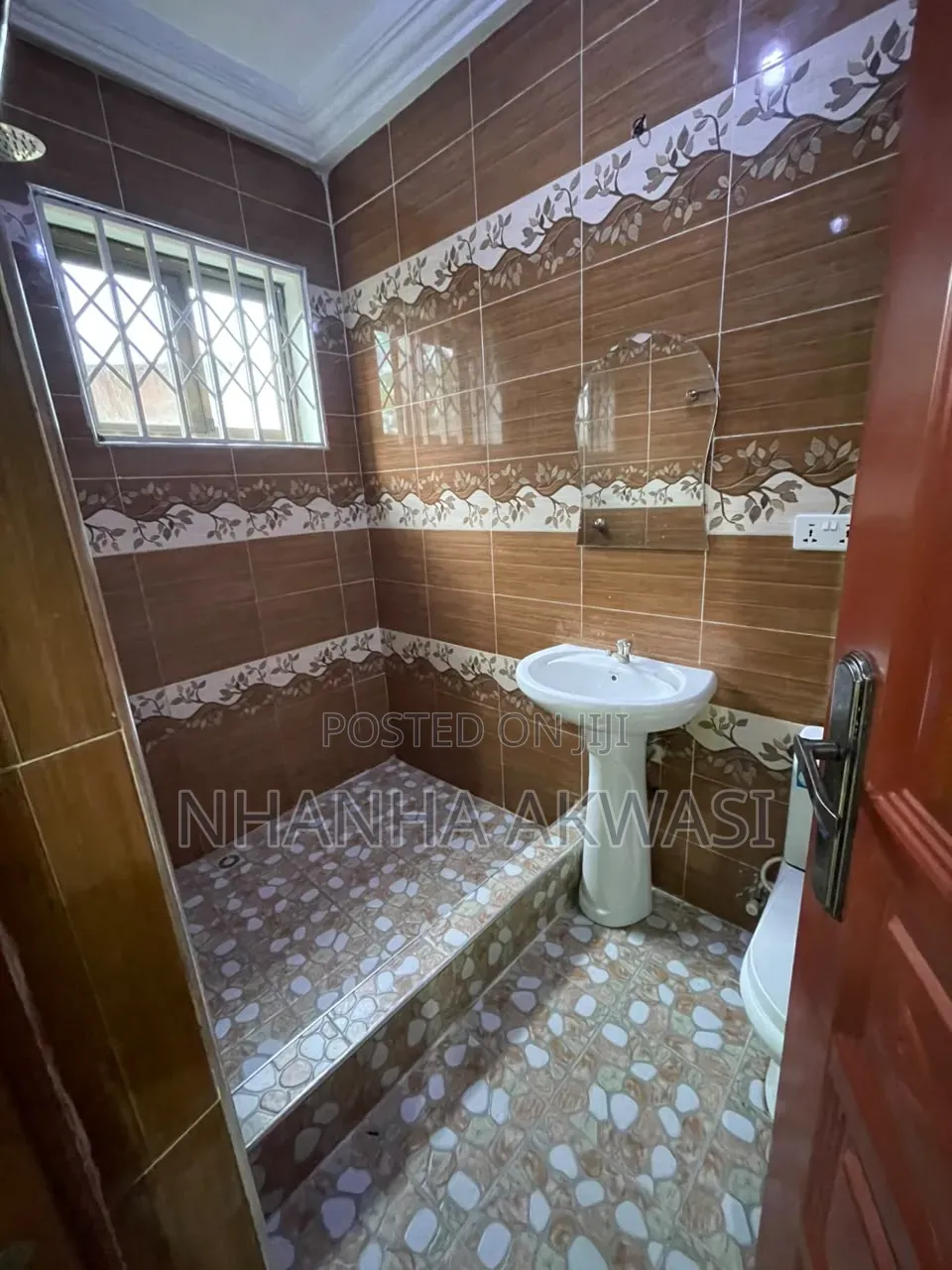 2bdrm Apartment in Community 23, Accra Metropolitan for rent