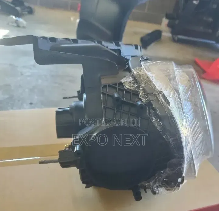 Nissan Juke 2011-2014 Halogen Head Lights