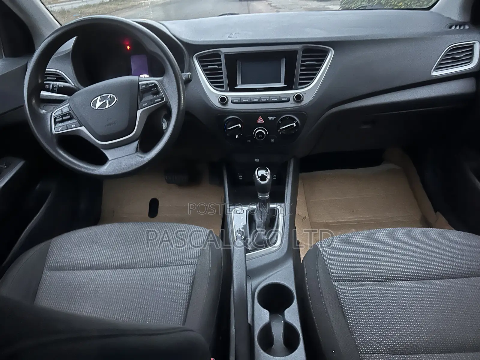 Hyundai Accent SE 2020 Black