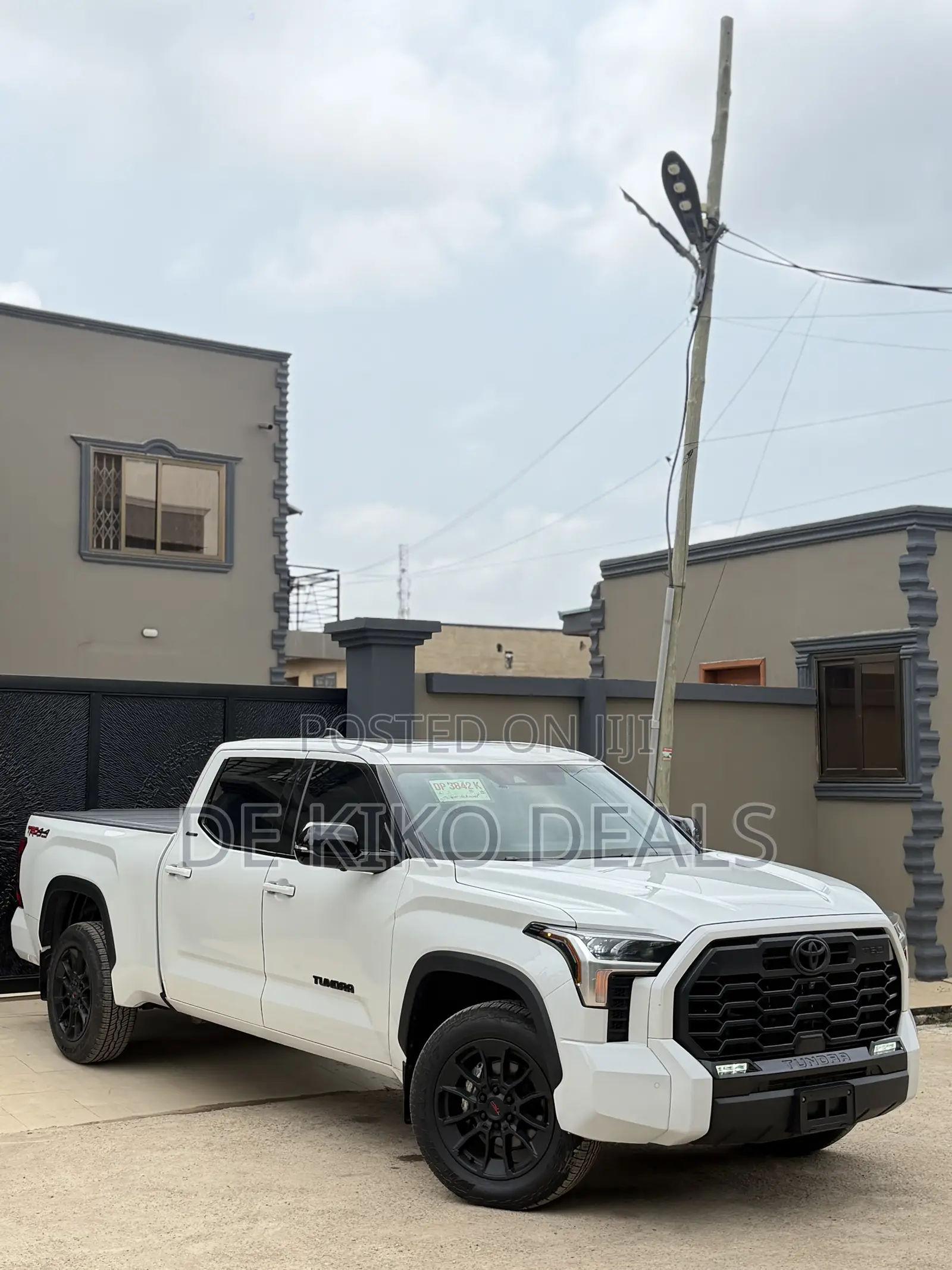 Toyota Tundra Limited CrewMax 4WD SB w/6.5' Bed 2025 White