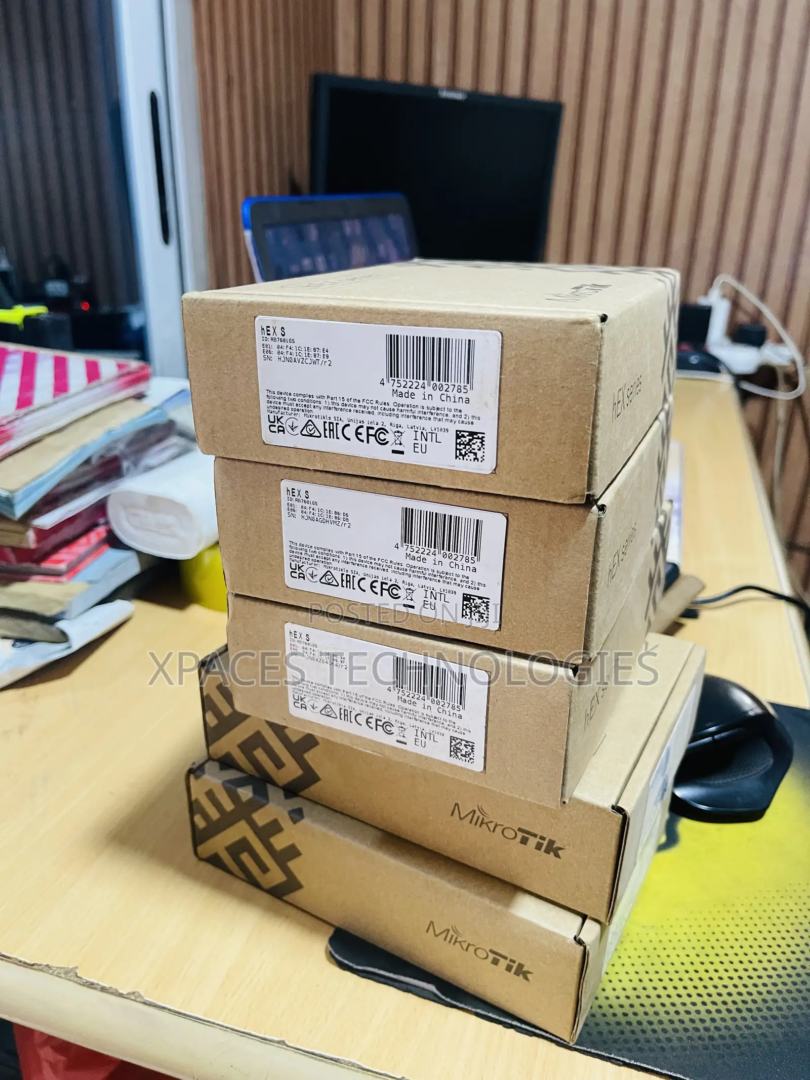 MikroTik hEX S Gigabit Router With SFP, PoE Out and MicroSD Rb760iGs