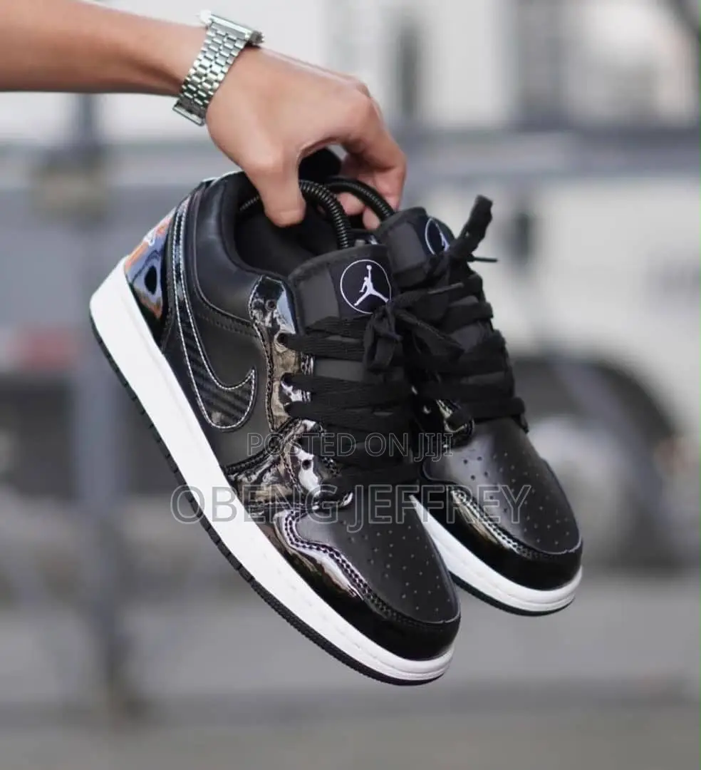 Original Air Jordan 1 Low Se Black/White