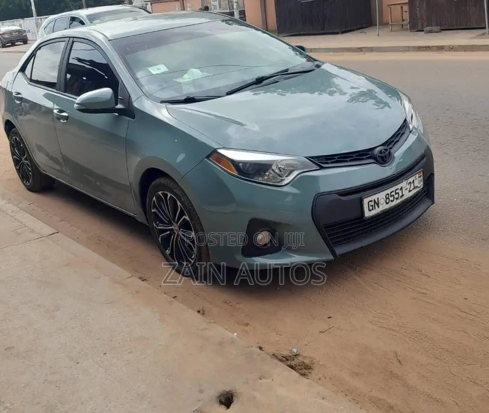 Toyota Corolla 2016 Teal