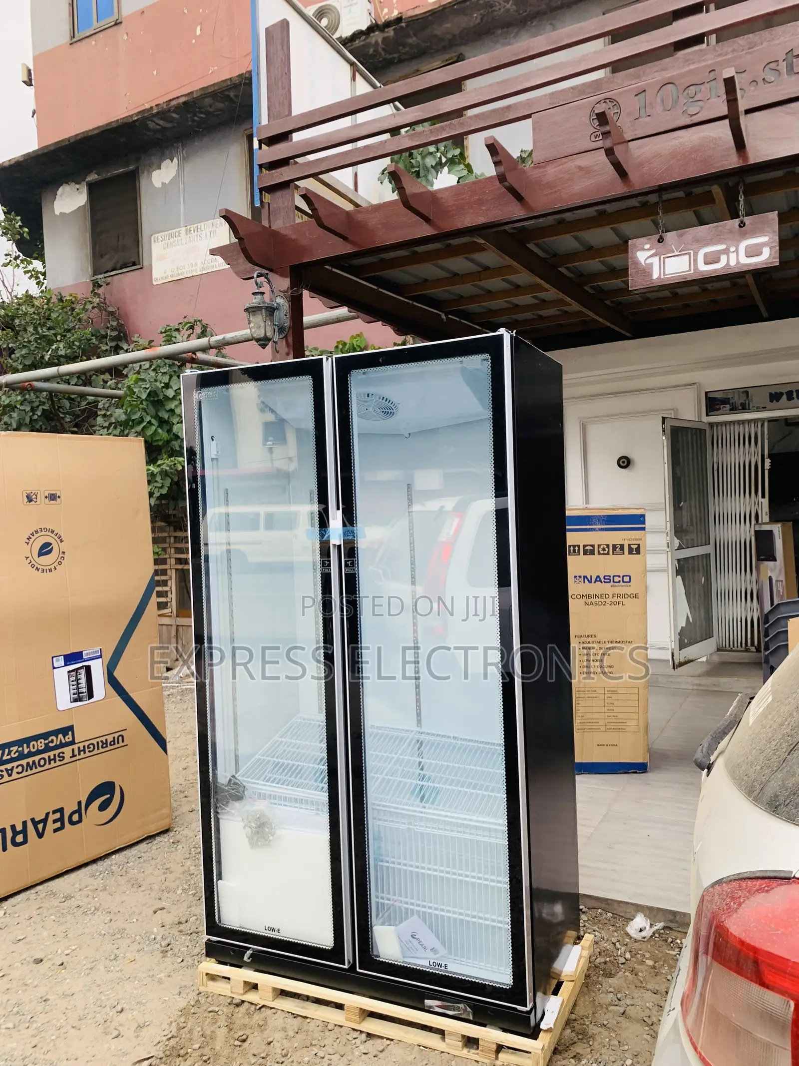 Highly Recommended Double Door Display Fridge690L