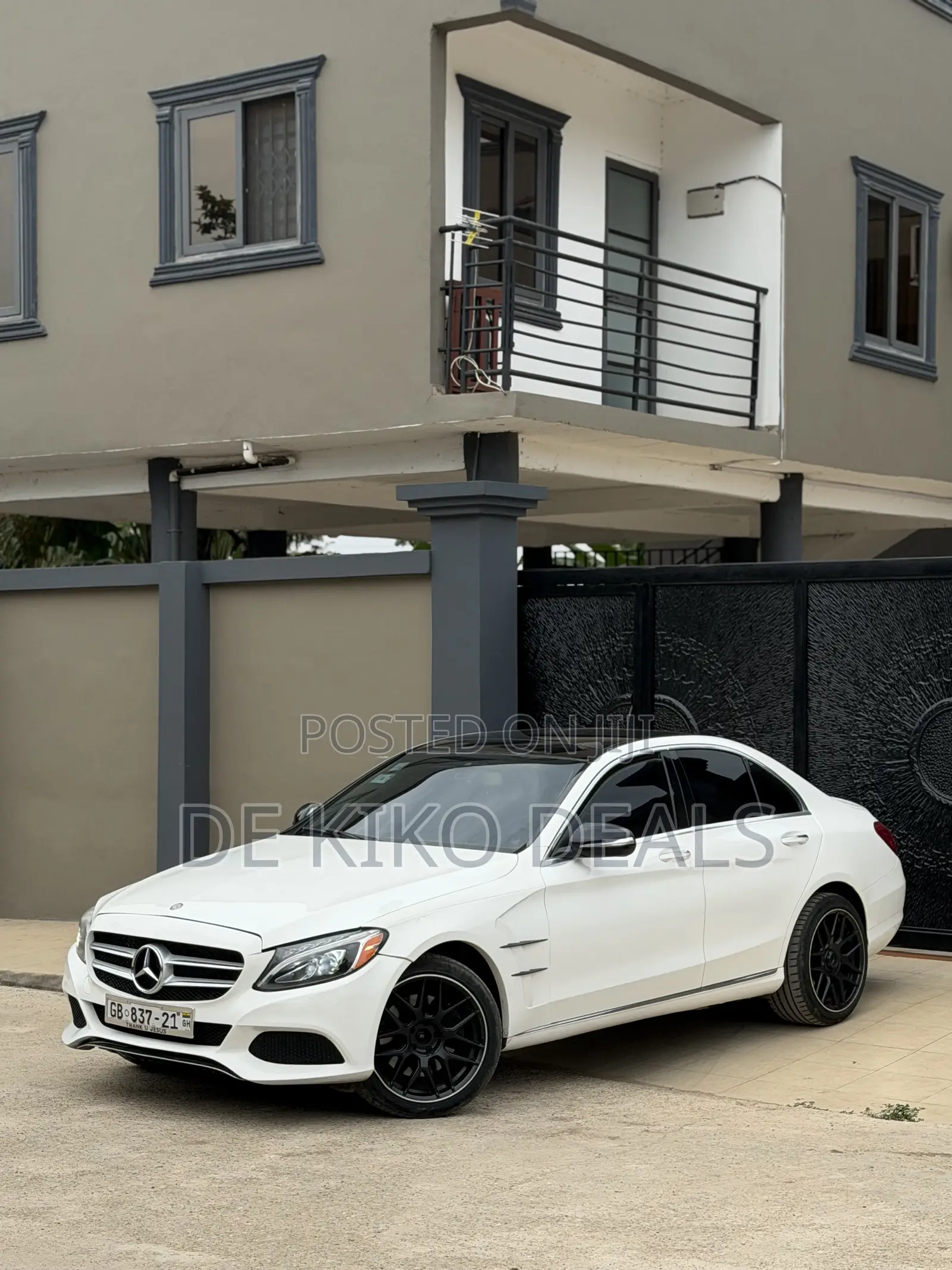 Mercedes-Benz C300 Luxury 4Matic Sedan AWD (2.0L 4cyl 7A) 2016 White