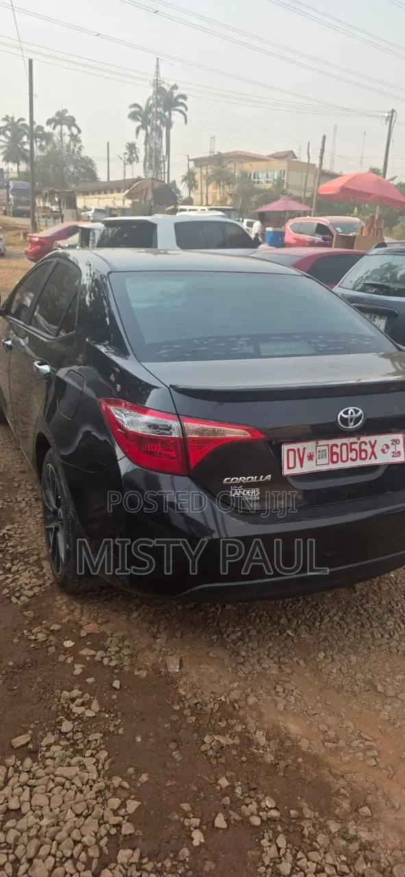 Toyota Corolla 2019 Black