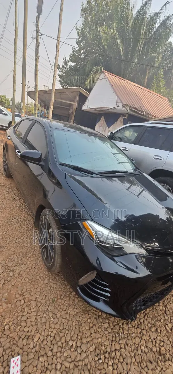 Toyota Corolla 2019 Black