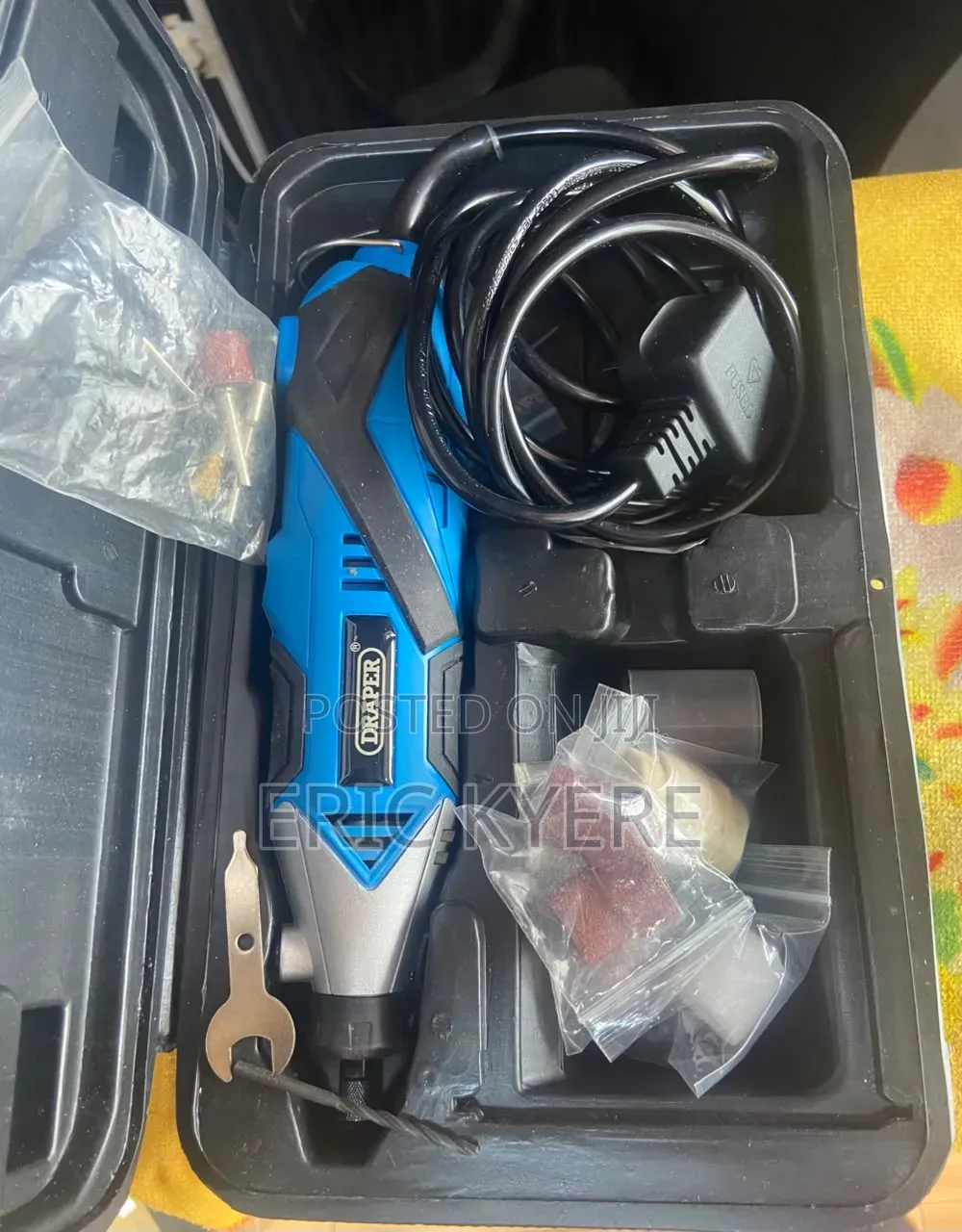 Draper 135W 230V Rotary Multi-Tool Kit With Accessories