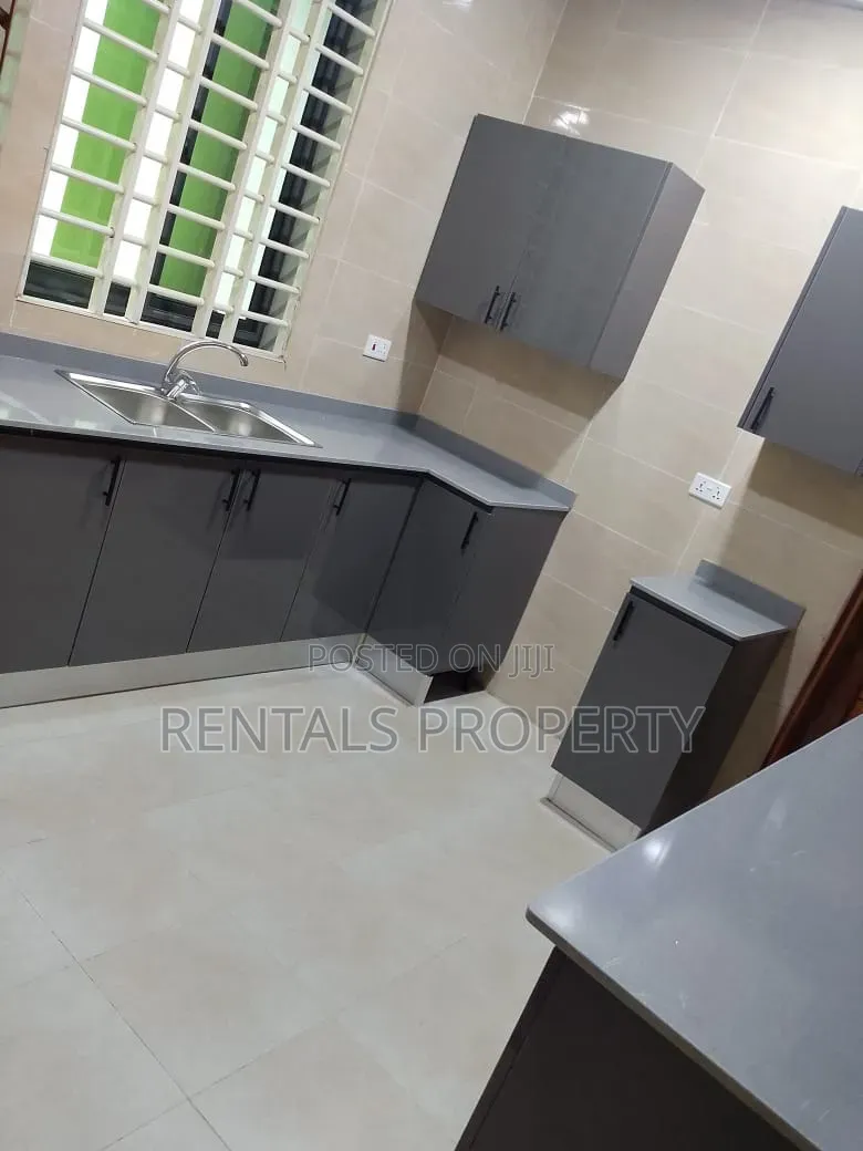 2bdrm Block of Flats in Oyarifa, Pentecost for rent