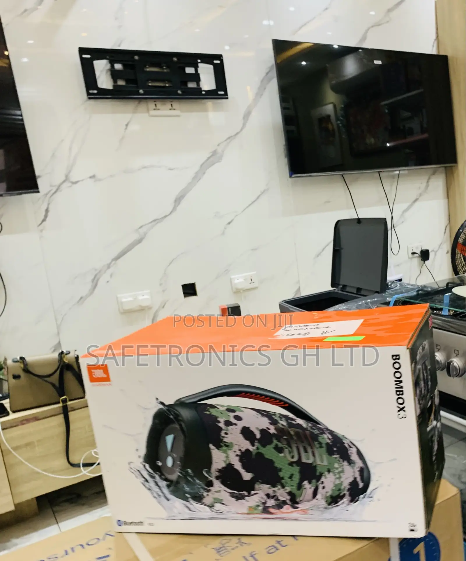 Powerful JBL Sound Boombox 3 Bluetooth Speaker