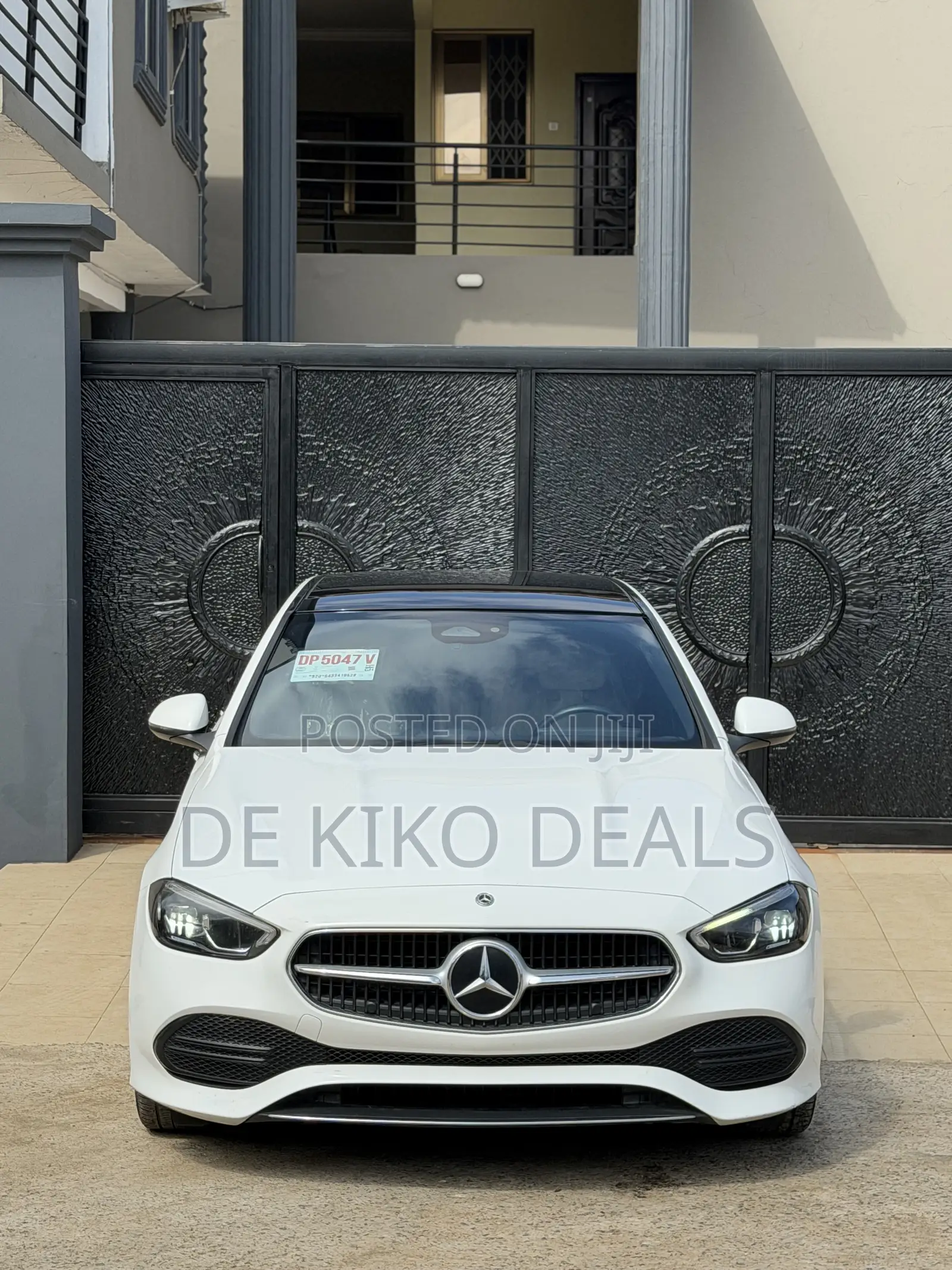 Mercedes-Benz C300 2023 White