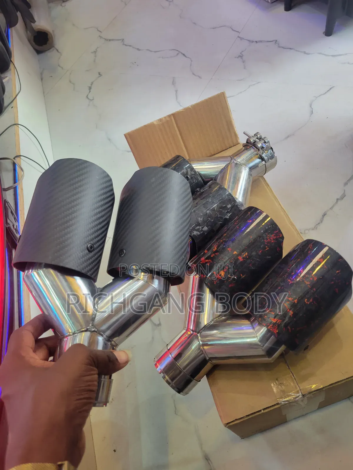 Exuss Mouth for All Cars