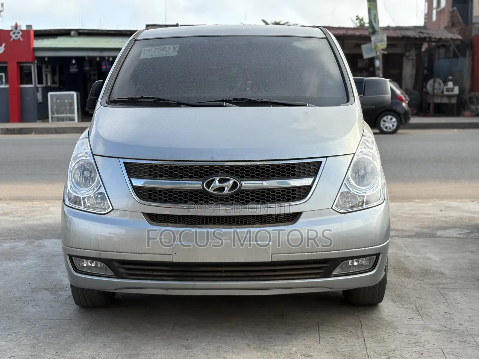 Hyundai Starex 2015 Grey
