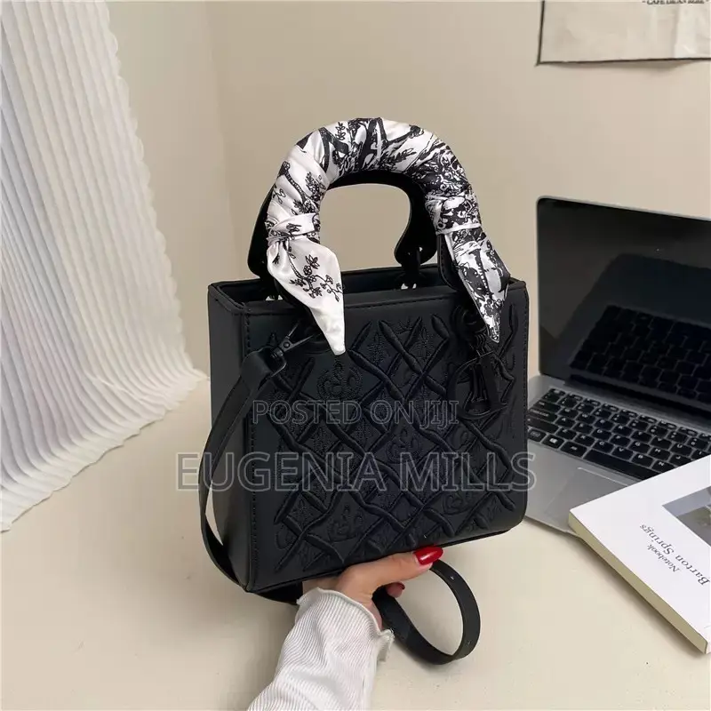 D Bag for Ladies