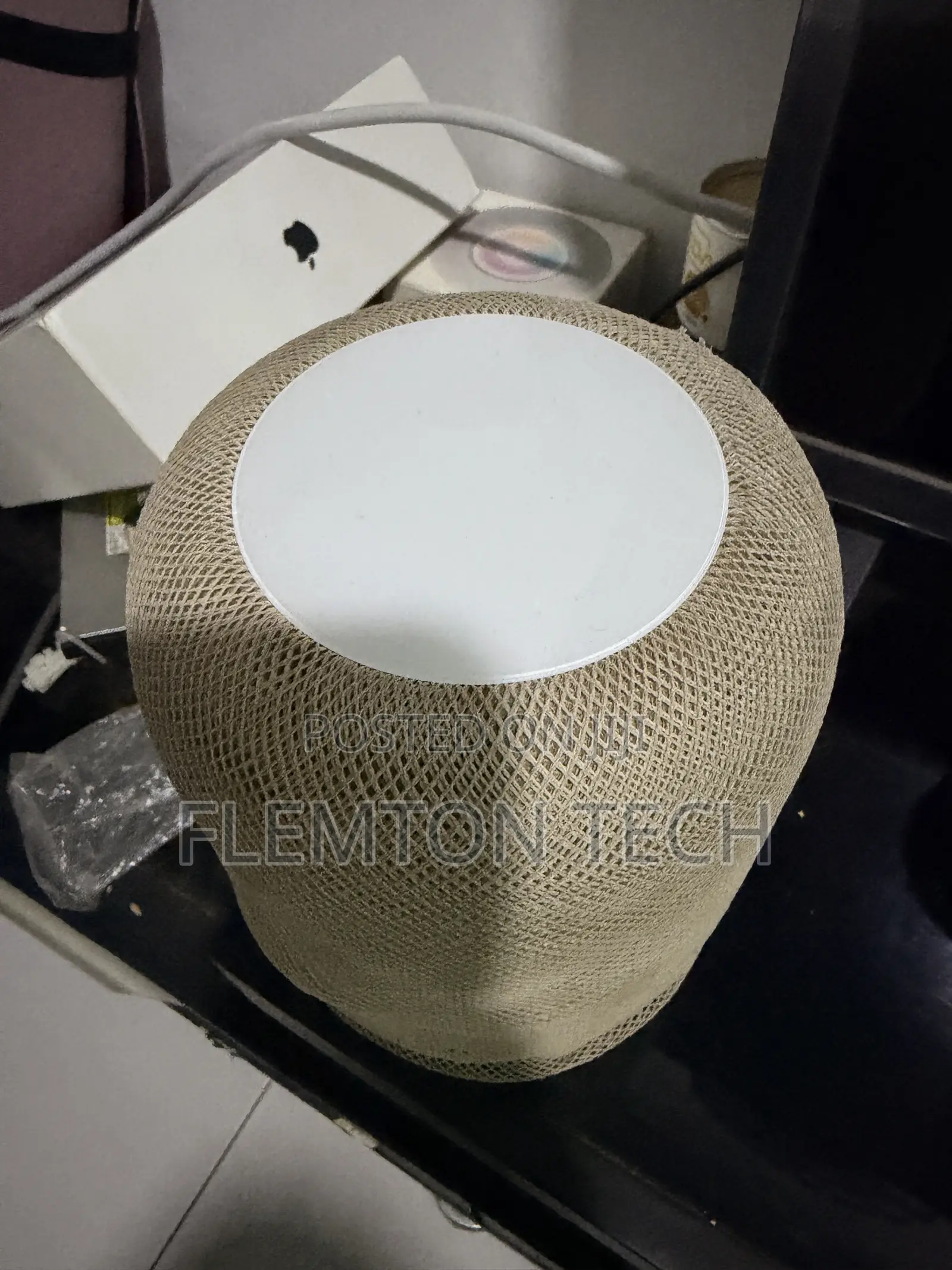 Apple HomePod Smart Speaker
