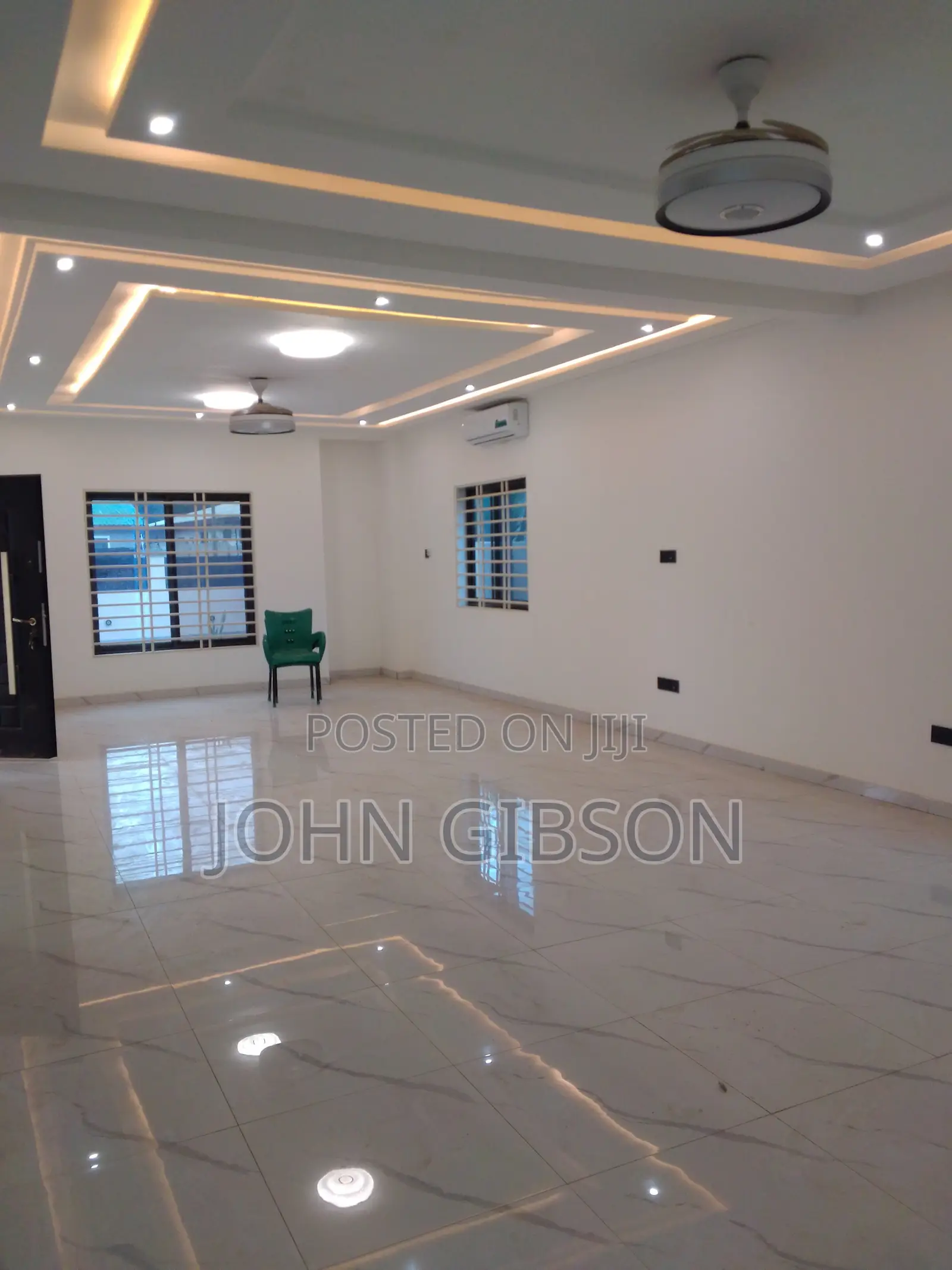 4bdrm Duplex in 4 Bedroom Duplex, Housing Down for sale