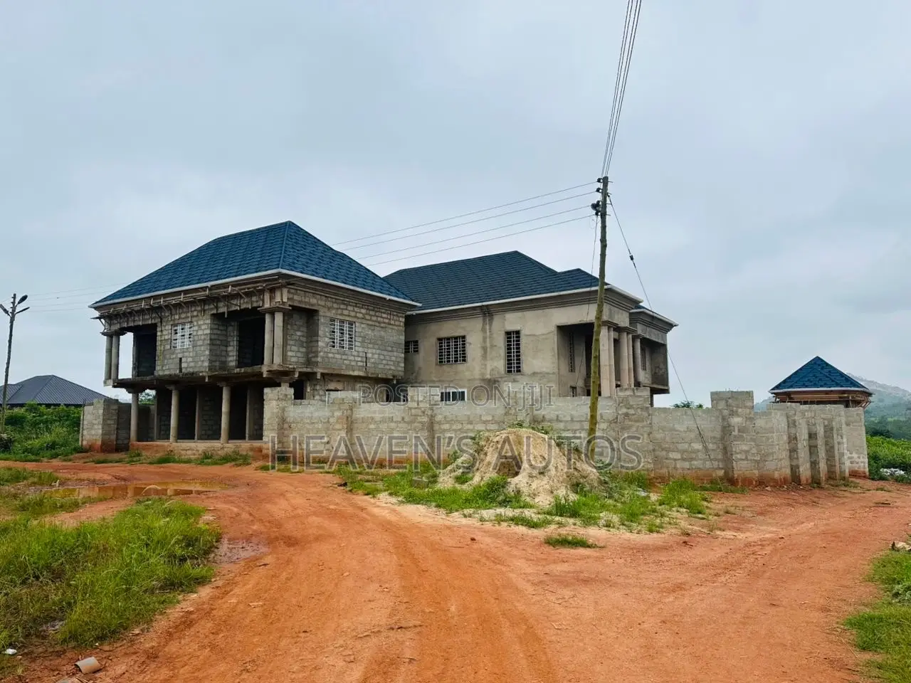 7bdrm Mansion in Asoreba Estate, Nsawam Adoagyiri Municipal for sale