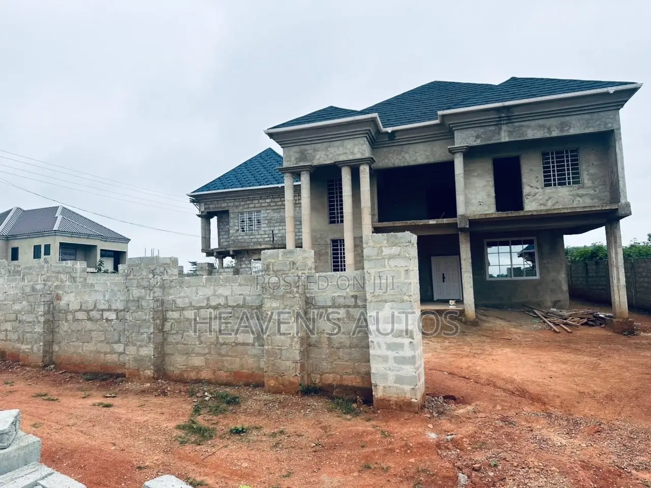 7bdrm Mansion in Asoreba Estate, Nsawam Adoagyiri Municipal for sale