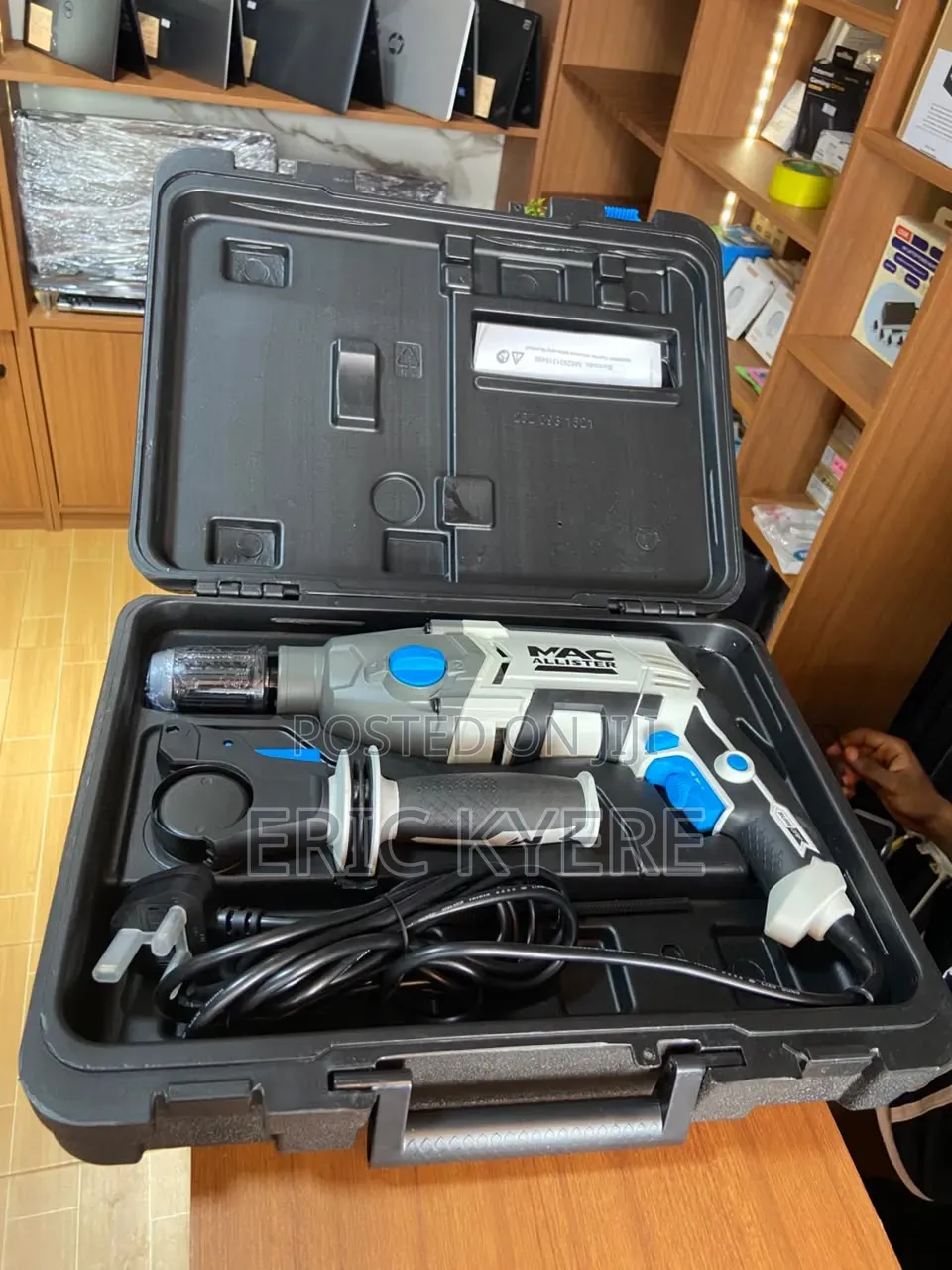 Mac Allister 900W 2-Speed Hammer Drill (MEHD900) With Carry Case