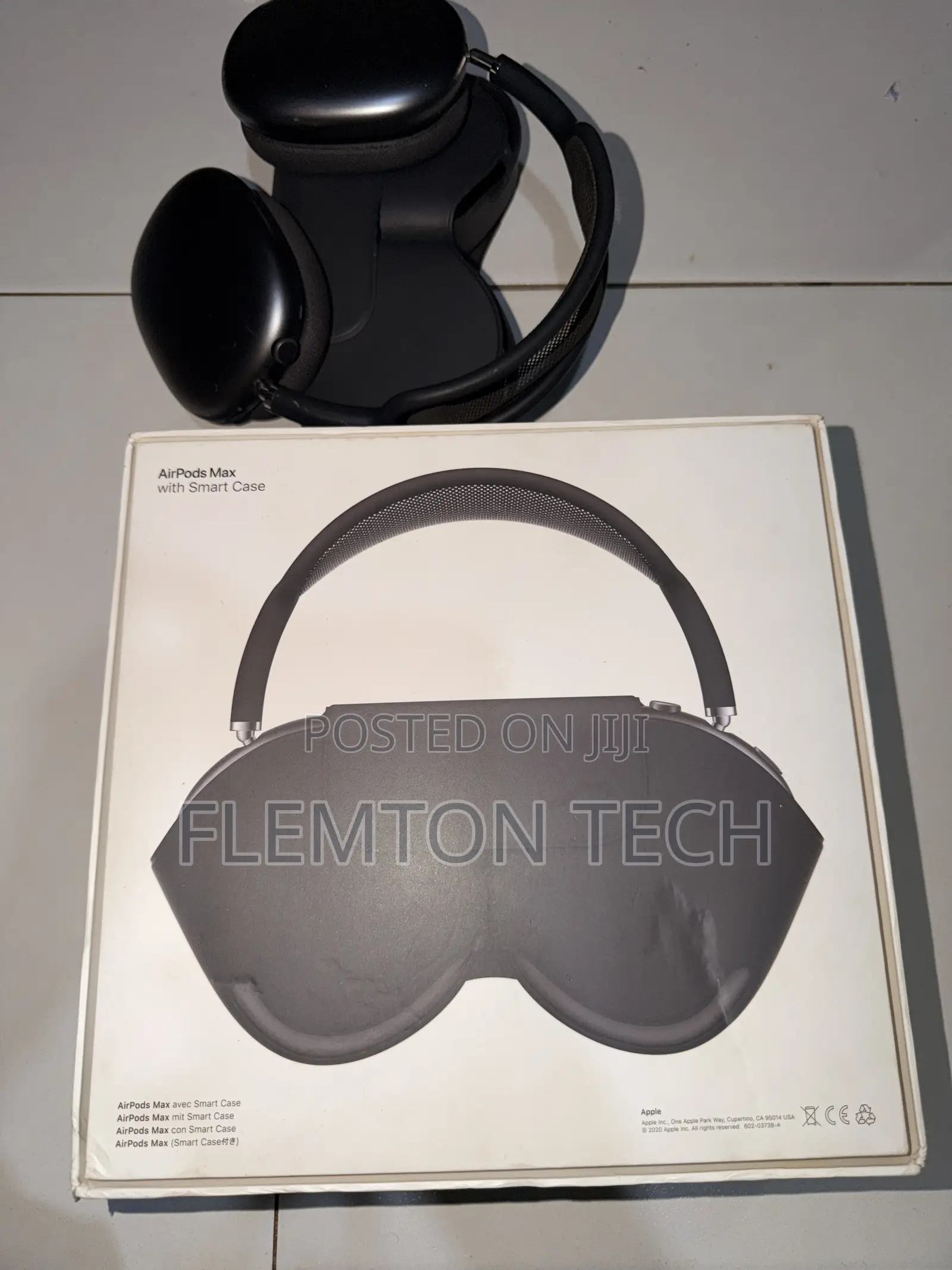 Original Apple AirPods Max 1st Gen (Lightening)