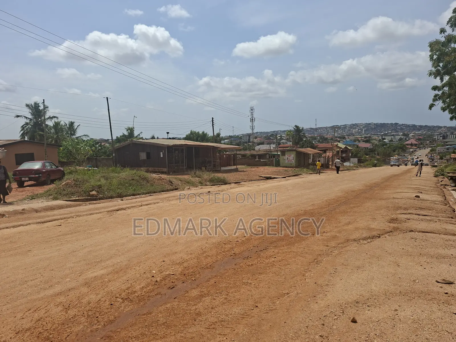 6bdrm House in Gbawe, Zero for sale