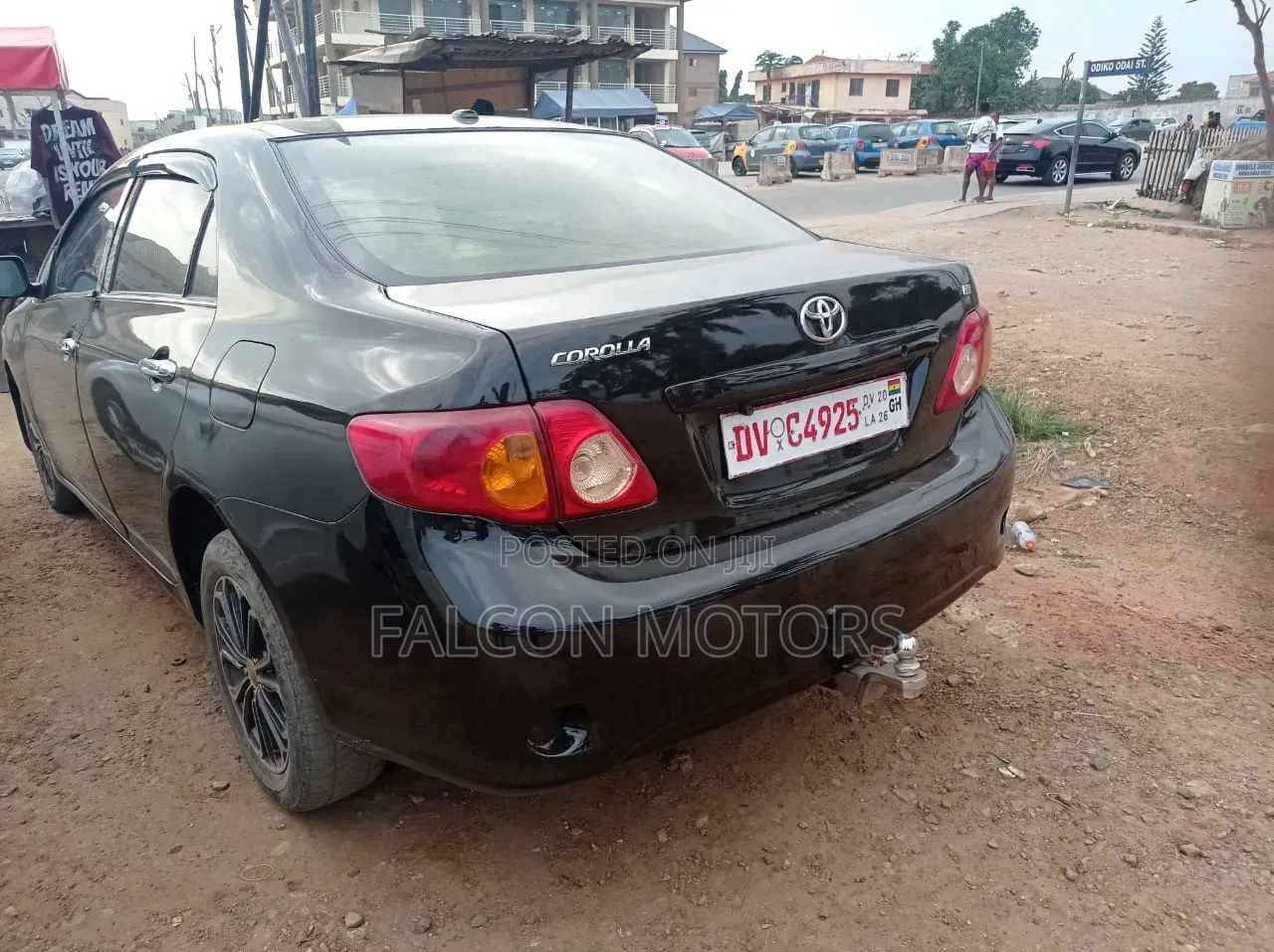 Toyota Corolla 2010 Black