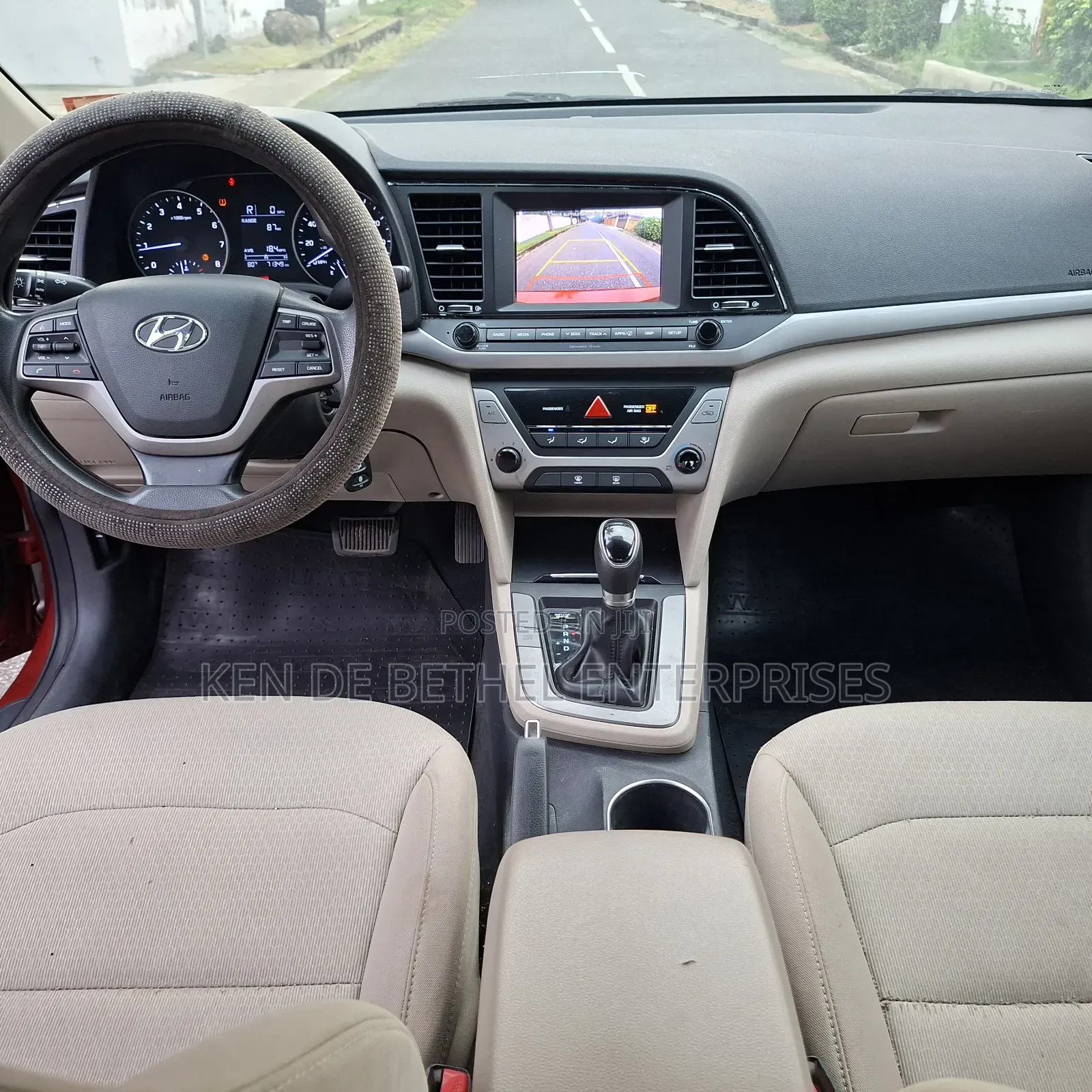 Hyundai Elantra 2017 Red