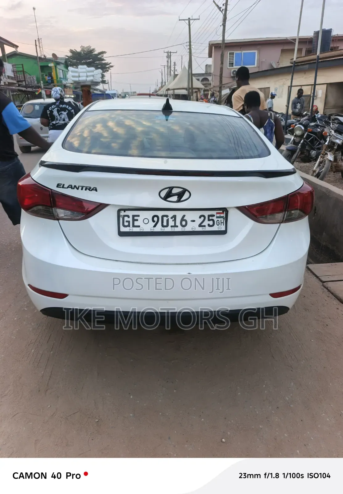 Hyundai Elantra Limited 4dr Sedan (1.8L 4cyl 6A) 2015 White